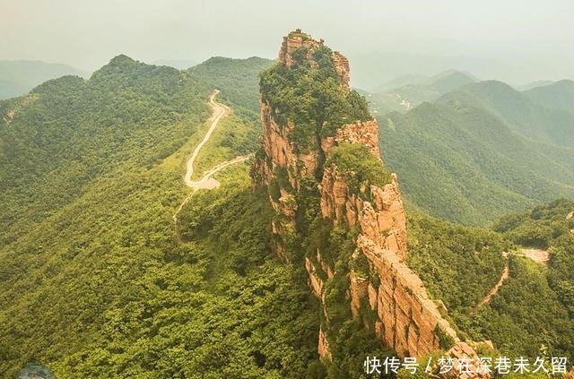 嶂石岩|河北最美的地方，位置偏僻仍然很值得游玩，有世界最大天然回音壁