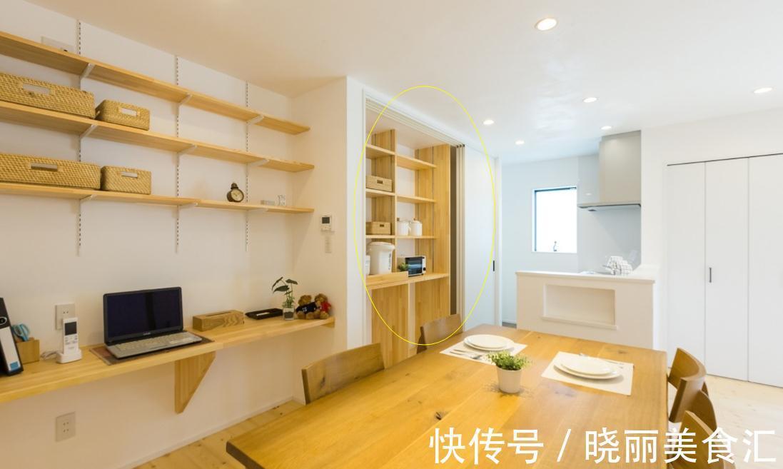 置物墙|做收纳不用柜子,整面置物墙外加滑轨门,个性不占地,少花几千块