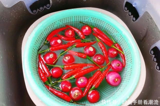 腌萝卜只知道放盐老厨师用了40年的秘方,简单又好吃,贼香