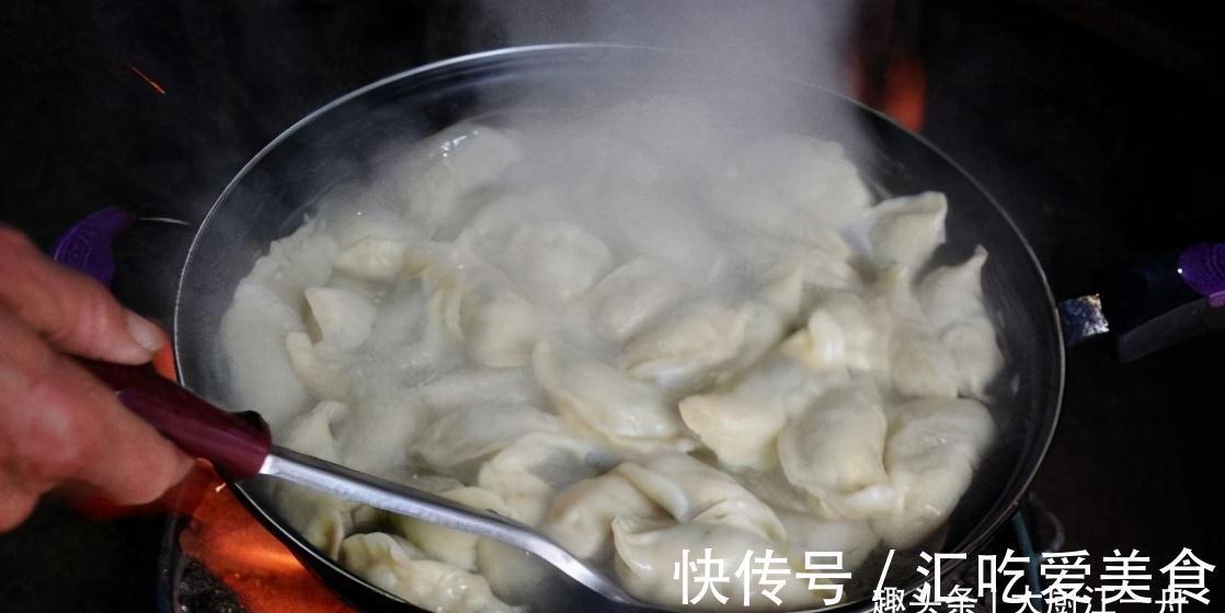 包白菜肉馅水饺，牢记“3要2不要”，肉馅多汁不腥不发柴