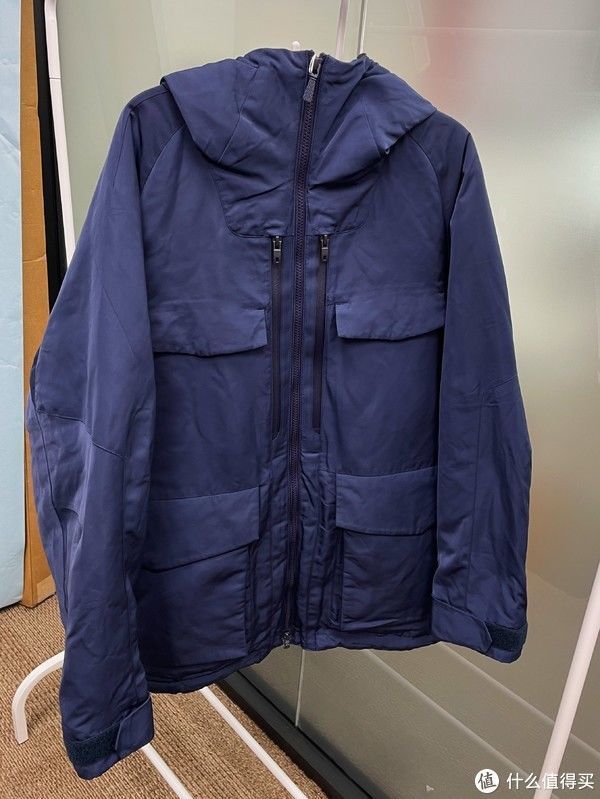 羽绒服 花小编来啦:优衣库与白山联名男装全系列开箱,上身体验哪些值得买