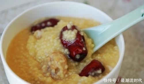 黑发|每天坚持吃一碗此粥,腰不痛了,睡眠也好了,白发悄悄变黑发