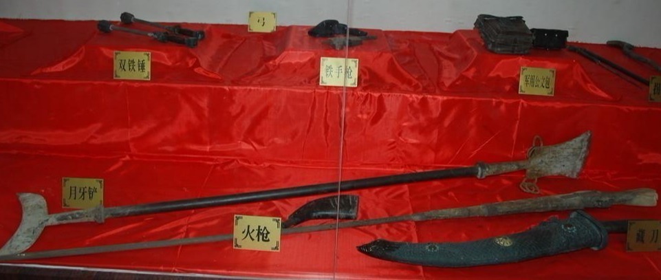 大锤@古代兵器真的有千斤重看完出土后的兵器,终于知道了事情的真相!