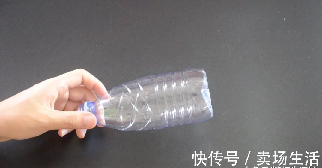橡皮筋|橡皮筋绑在塑料瓶上太厉害了, 解决了很多家庭的烦恼, 看完赶紧试试