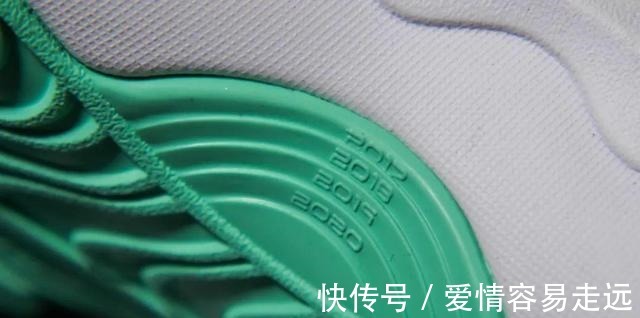签名鞋 开箱冷门球鞋，签名鞋的配置，二百出头的价格！