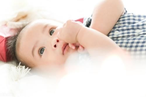 心脏|李女士怀孕24周,引产,对老公说:和大宝长的一样,竟然哭了起来