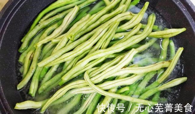 好吃不如饺子，豆角猪肉馅水饺，谁吃谁知道！