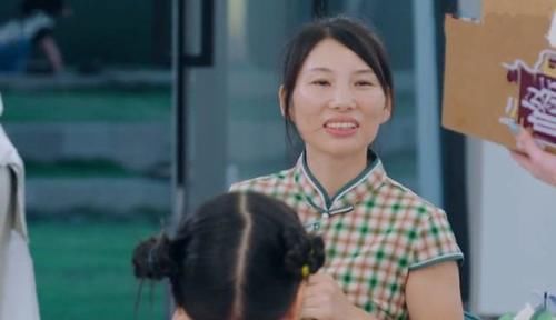 张萌|张萌推销能力太牛,让顾客将菜品全点了一遍,最后的价格却让人懵