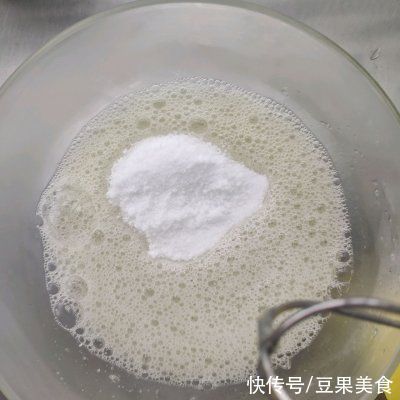 营养物质|#蛋趣体验#咸味海苔肉松戚风