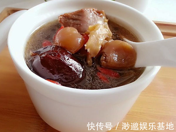 羊肉|气血不足的女性,别急,多吃2样菜,补充气血,延缓卵巢衰老