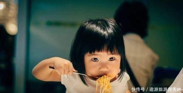 身高|这4种行为会让身高停滞不前,孩子们却经常做,家长们要当心了