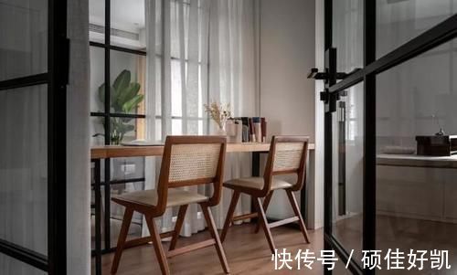 原木色|完美主义的124㎡品质美家,舒适感、居住情调、文艺范儿都有了