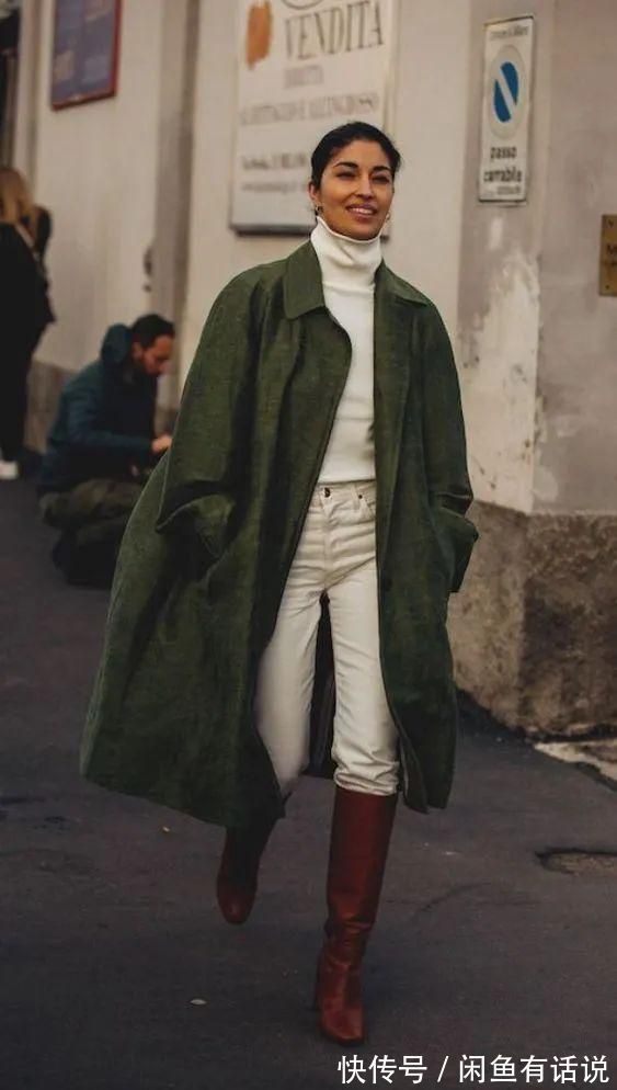 颜色|40岁女人别只会穿“黑白灰”,试试这4组高阶配色,气质更高级