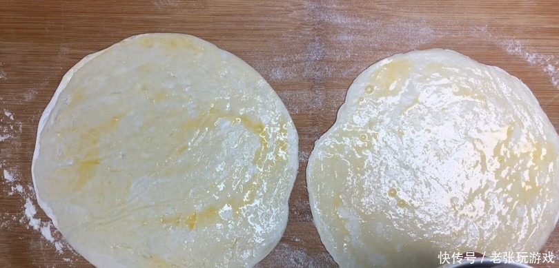 简易小甜点,自己在家做只需15分钟,成就外酥内软的美味甜点