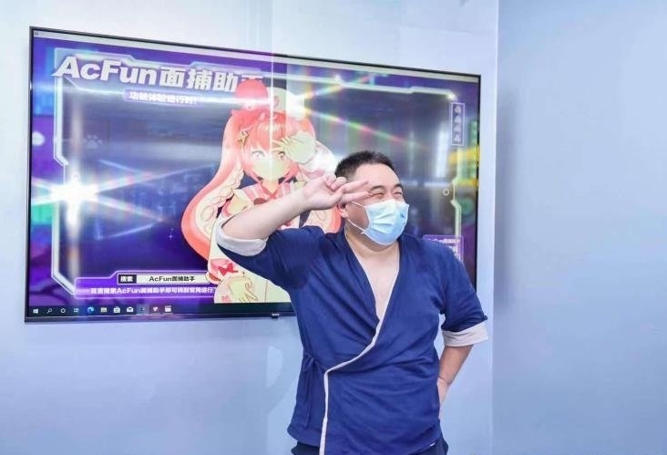 cj|CJ翻车现场上热搜！虚拟偶像毁三观，二次元萌妹变身成大叔？