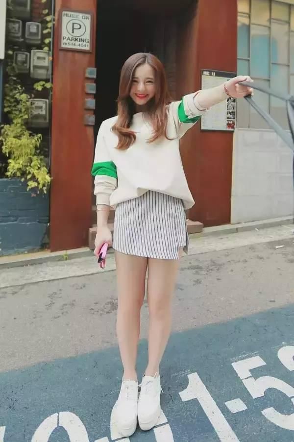 包臀裙搭配过初春！单穿打底都美哭了！