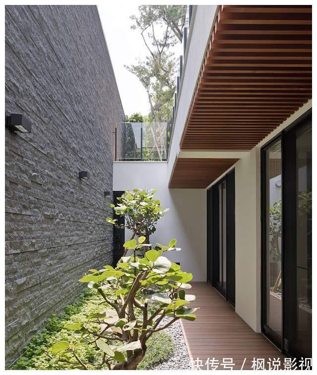户型图|晒晒3层农村自建房，726㎡场面过于豪气，什么人才能住这样的房子
