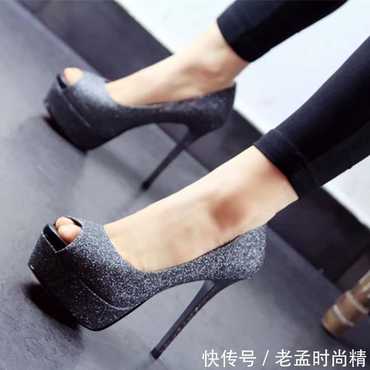 个性|鱼嘴鞋,保持女性独特个性与气质魅力,穿上这对鞋,很难不性感