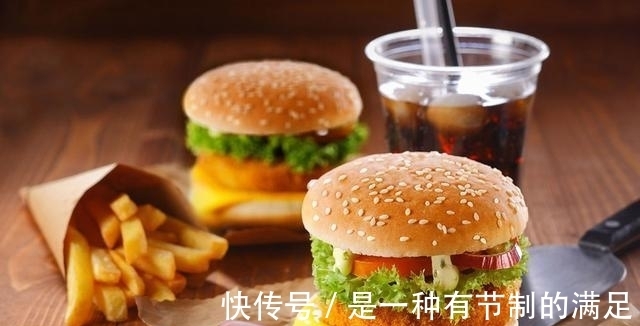 高甜|要想孩子变聪明,几种食物要少吃,不仅有害健康,智商也掉线