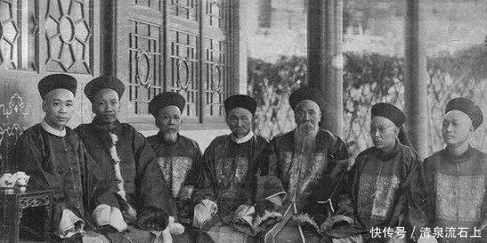 大臣|清朝大臣罕见老照片:瞬间感觉被宫廷剧骗了!