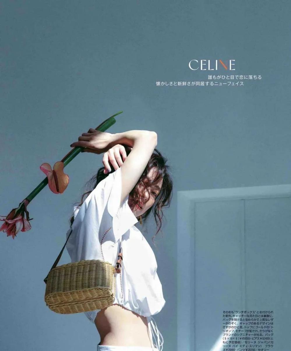 紧身衣|建议50岁的女人,这5类衣服少穿,显老没气质,还常被人说显廉价