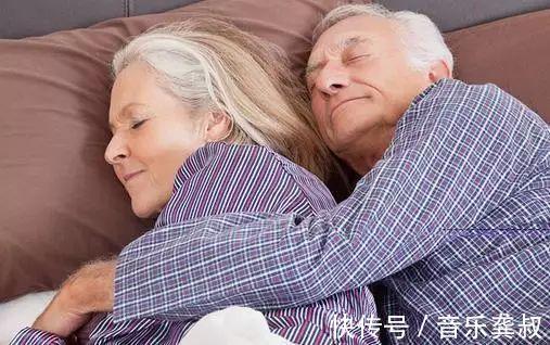 心率|50岁后有3个表现的人,容易长寿,4个全符合可能活到80岁