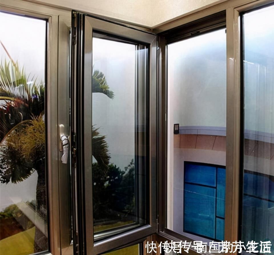 断桥铝|封阳台如今流行用断桥铝门窗,能隔热也能隔音,难怪价格高了!
