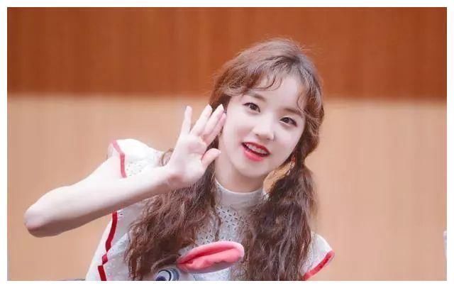 宋雨琦背后金主曝光，逼退楊穎只是時(shí)間問(wèn)題？姚譯添早已透露內(nèi)情