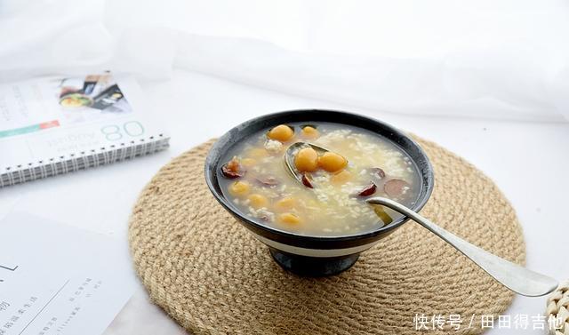 上桌|天冷之后女人可以多吃点它,暖身暖胃,上桌连汤汁都不剩