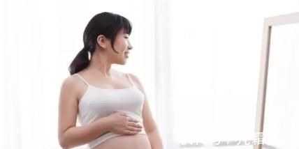 肚子|孕妈几个月显怀算是正常现象?越早证明胎儿发育越好吗?结果意外