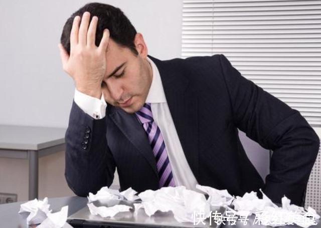 李奶奶|百岁老人谈养生经验,长寿秘诀不是走路,而是睡前做到“3不要”