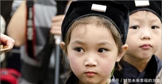 家长|5岁的小朋友误吃干燥剂,关键时刻妈妈救了一命,多读书真好