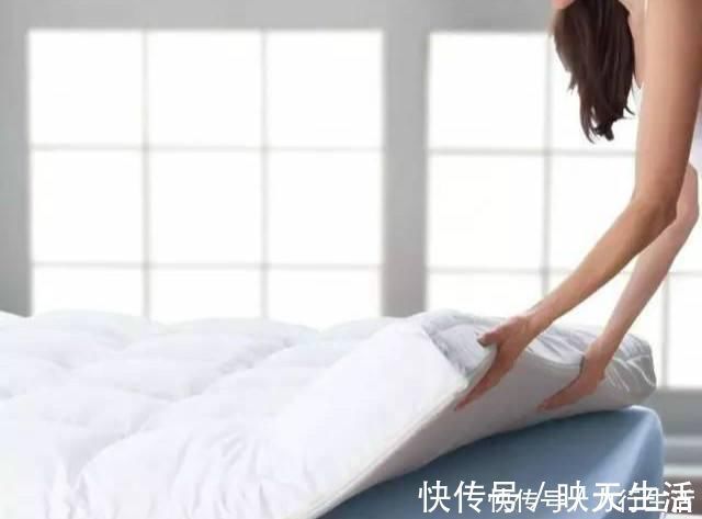 床垫用久了成螨虫窝，老人家都用这种土方法，立马把螨虫杀干净