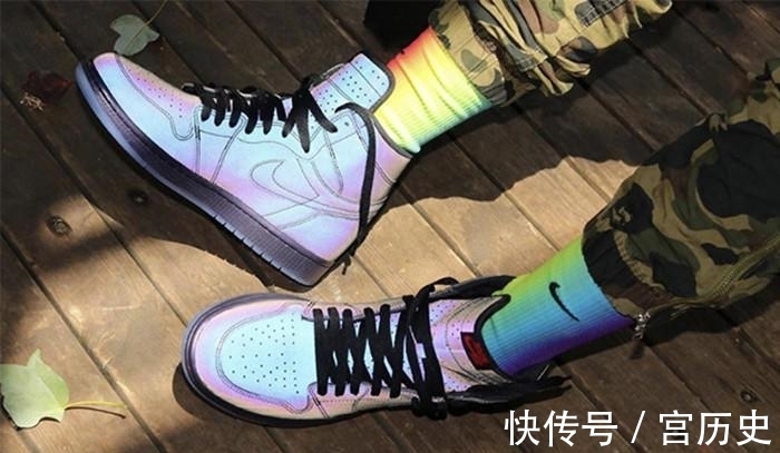 白丝绸 火云鞋神｜“白丝绸”AJ1终于登场、YEEZY拖鞋即将发售