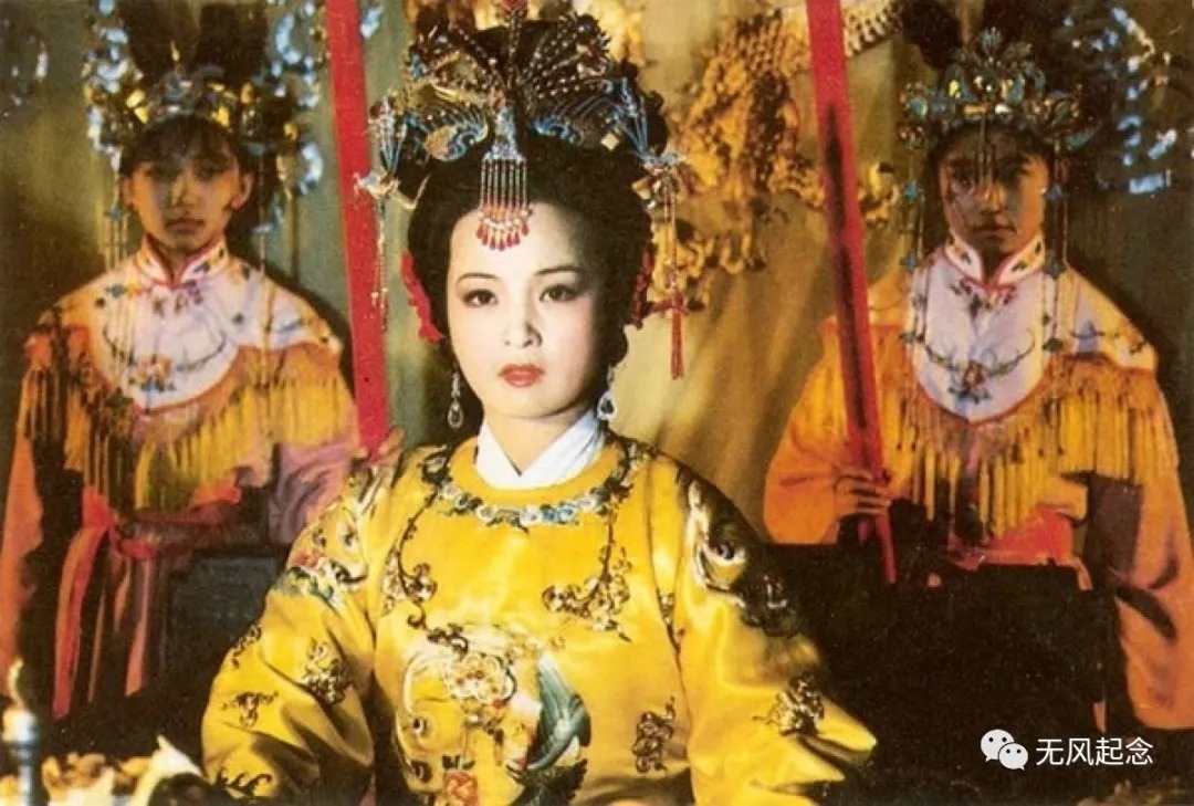 红楼梦#元春省亲,晚上19:15出发,凌晨2:45回宫,为何时间这么诡异?