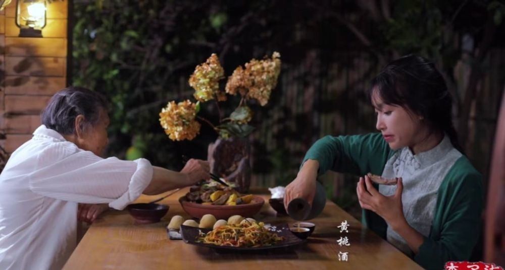 花园|在家种个菜都这么美,还要什么花园?