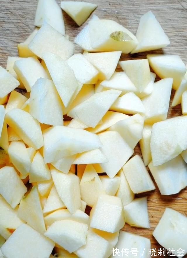 最通便的水果不是香蕉而是它,便秘的人,吃它隔天拉出黑臭巨便