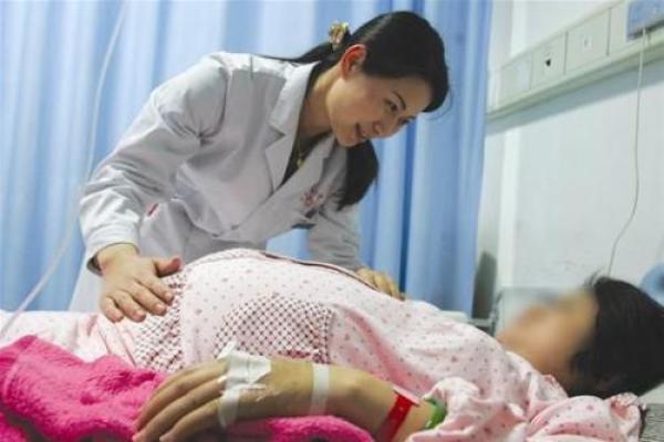 骨盆|孕晚期,胎宝宝头朝下晕眩难受吗为了见妈妈,胎儿其实很努力