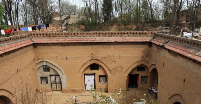 老年|中国最神秘村庄在河南!与世隔绝几千年,竟是藏在“井”里面!
