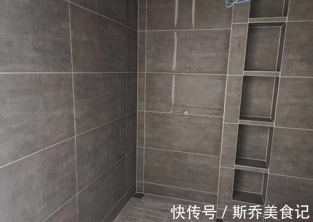 瓷砖|卫生间铺瓷砖，墙压地还是地压墙？两者有什么区别？哪一种更好？