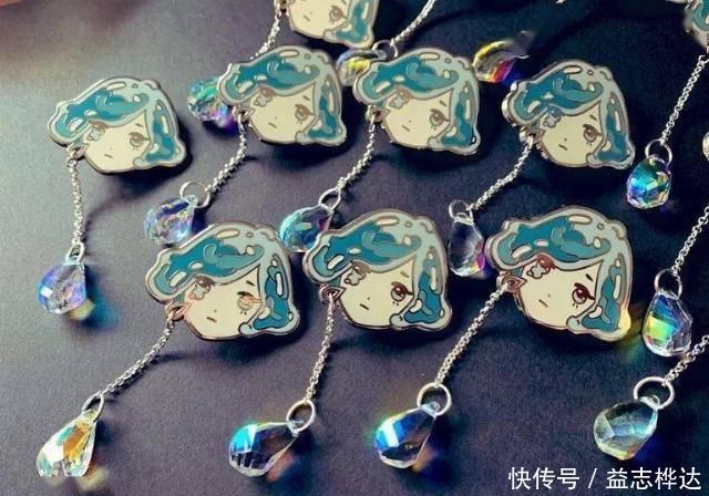 插画$哇马克笔画出水彩般效果,装饰感太强了,简单又漂亮,收藏