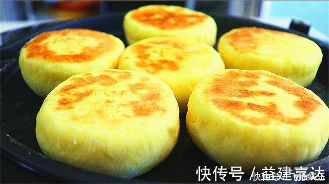 面饼|面粉别蒸馒头吃了，教你最好吃的做法，10分钟出锅，比油饼还简单