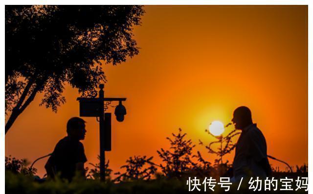 高志侠|癌症晚期到底该不该治?三甲院长为癌晚父亲办理出院,很值得借鉴