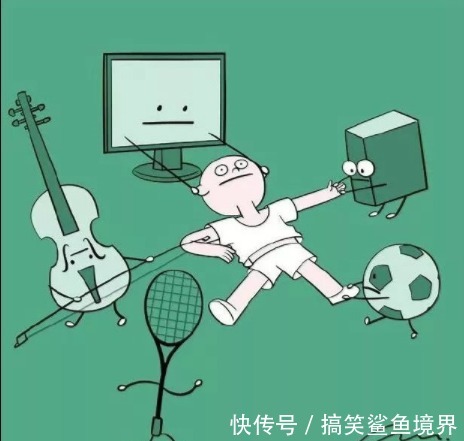 |搞笑GIF图:我总觉得姑娘这衣服是拼接的