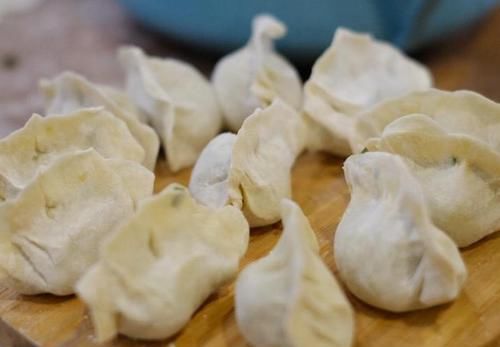 可要|天冷吃饺子,我家只包这饺子馅,保护眼睛长个子,孩子可要多吃