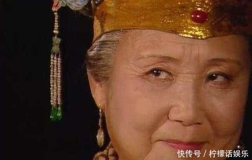 太婆婆|《红楼梦》中的笑话并不好笑,为何却能让贾府人笑得前仰后合?