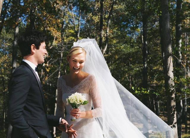 巨人新娘,以为是背影杀手,看到脸的那一刻,被震撼到了