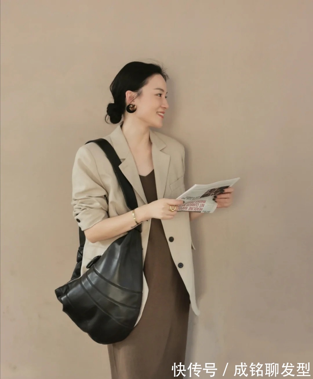 针织开衫|女人过了40岁别穿得花里胡哨,俗气又显老气,其实越简单越高级