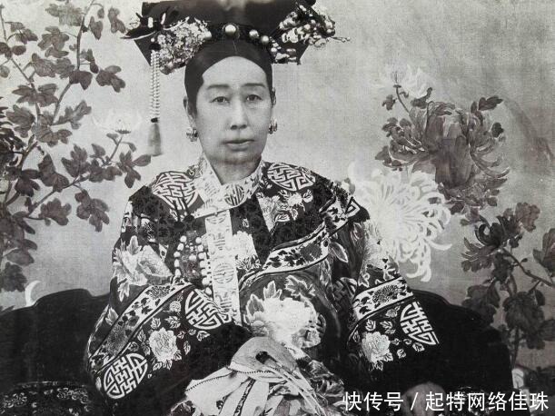 叶赫那拉姝|她是慈禧太后第五代外孙女,气质出众,如今50岁,与慈禧很像