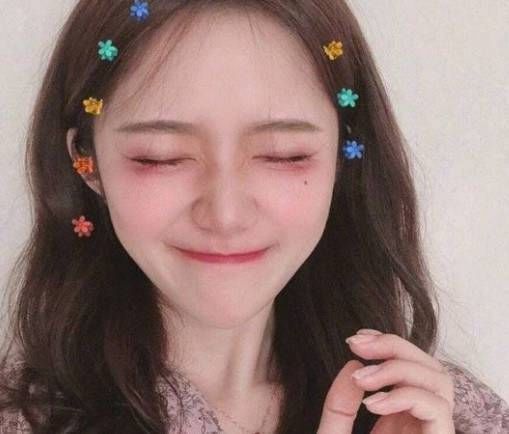 女生|“耐看脸”女生有这3个特征,中一个是校花,全中颜值SSS级